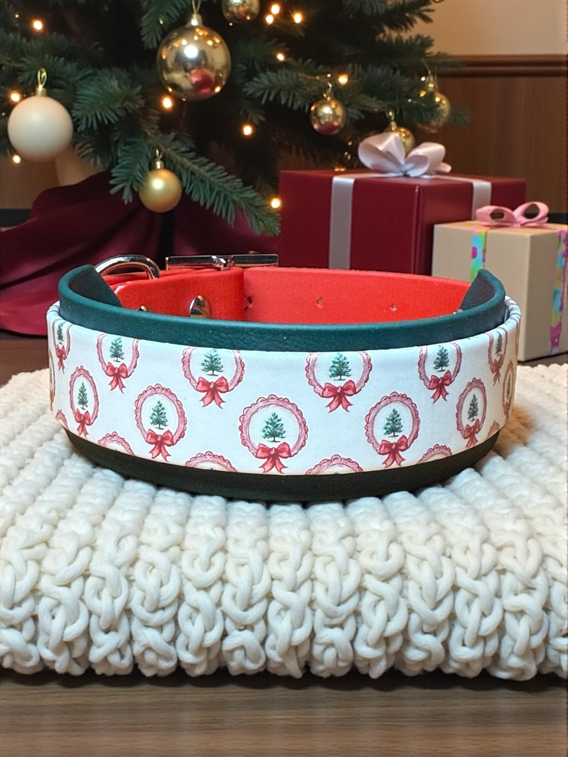 Christmas Tree Collar